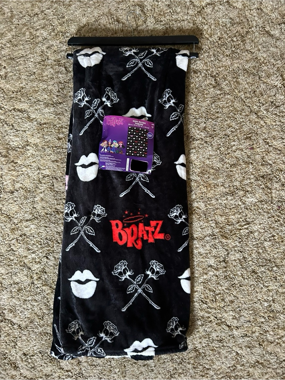 Bratz Throw Black Blanket Roses Lips